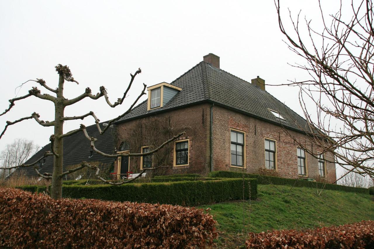 Bed & Breakfast De Neust Beesd エクステリア 写真